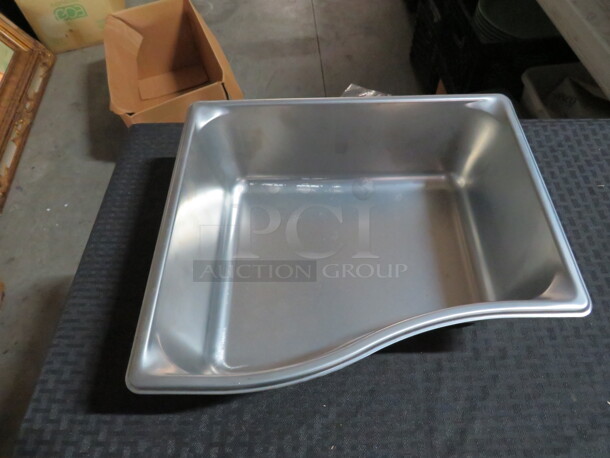 One NEW Vollrath 6.4 Quart Full  Size Short 4 Inch Deep Super Shape Stainless Steel Wild Food Pan. #3100240. $57.59 - Item #1118254