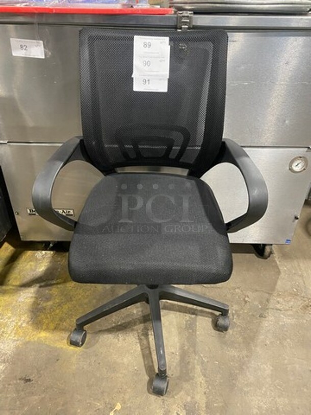 NEW! Cushioned Office Chair! On Casters!