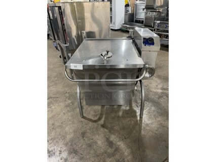 Cleveland Commercial Natural Gas Tilt Skillet/Braising Pan! All Stainless Steel! On Legs! 