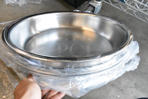 4 BRAND NEW SCRATCH AND DENT! 407IND6FP Acopa Voyage 6 Qt. Round Chafer Food Pan. 4 Times Your Bid! 