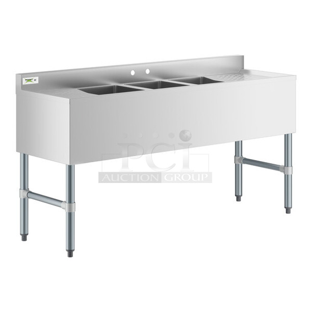 BRAND NEW SCRATCH AND DENT! Regency 600B31014213 Stainless Steel 3 Bowl Underbar Sink with Two Drainboards. Bays 10x14x9.5. Drain Boards 11x15