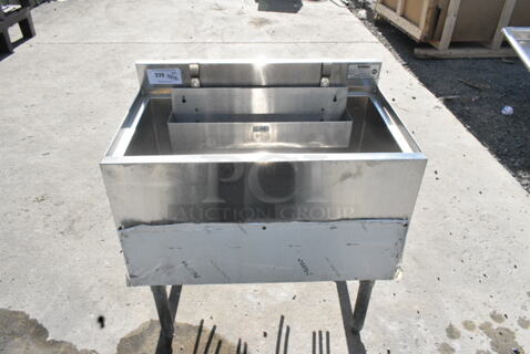 Krowne 18-30-7 Stainless Steel Ice Bin w/ Speedwell. 