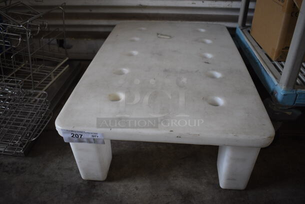 White Poly Dunnage Rack. 21x34x9