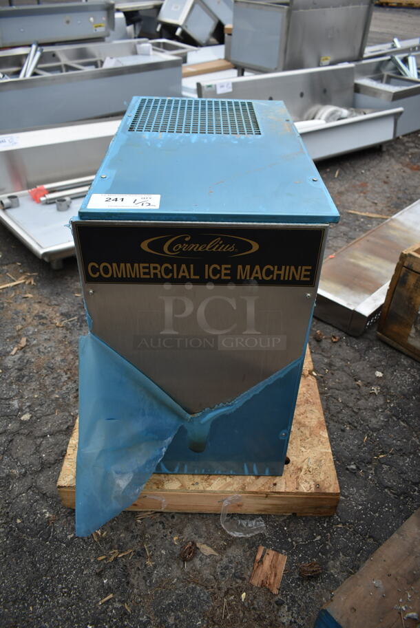 BRAND NEW OLD STOCK! Cornelius WCC702-A Stainless Steel Commercial Ice Head. 220/240 Volts, 1 Phase. 