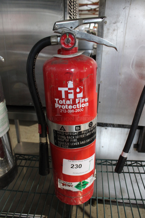 Dry Chemical Fire Extinguisher. 5x7x20