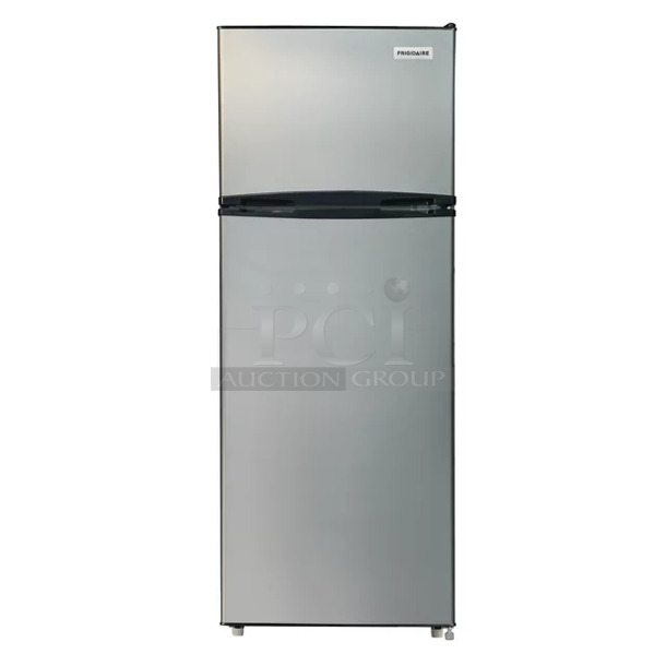 BRAND NEW SCRATCH AND DENT! Frigidaire EFR780-6COM Metal Cooler Freezer Combo. 115 Volts, 1 Phase. Tested and Working!
