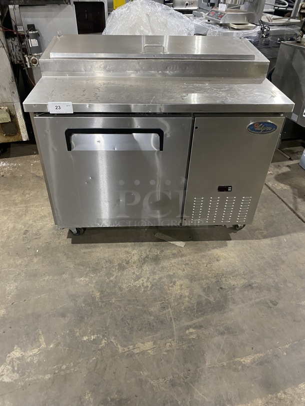 Valpro Commercial Refrigerated Pizza Prep Table! With Single Door Storage Space! All Stainless Steel! On Casters! Model: VPP44 SN: 8004233 115V 1 Phase - Item #1127184