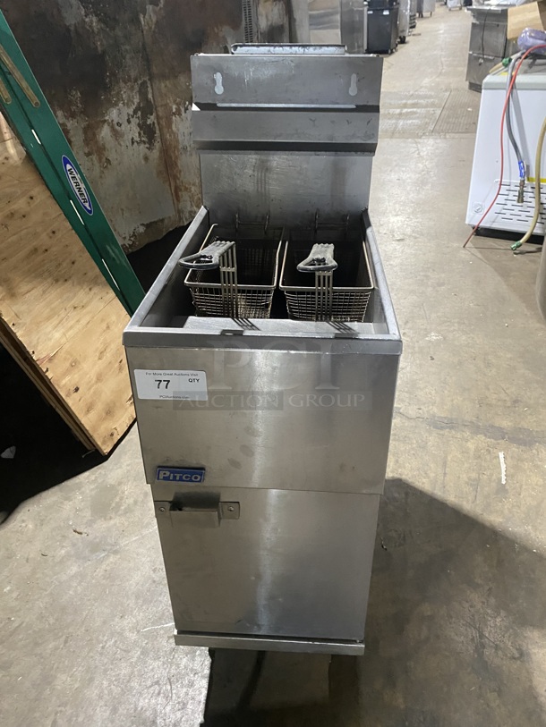 Pitco All Stainless Steel Natural Gas Powered Deep Fat Fryer! MOdel 35C Plus! With Baskets! On Legs! - Item #1126518