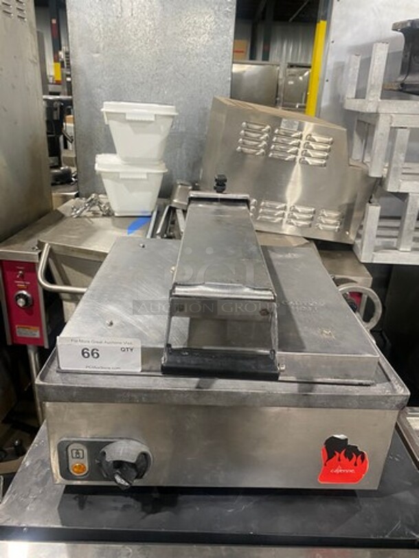 Vollrath Commercial Countertop Panini/Sandwich Grill! All Stainless Steel! Press With Flat Surface!