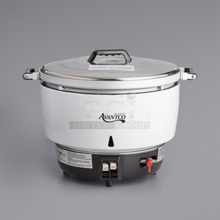 BRAND NEW SCRATCH AND DENT! Avantco 177GRC110LP Metal Commercial Countertop Liquid Propane Gas Powered 110 Cup (55 Cup Raw) Gas Rice Cooker. 22,000 BTU. Tested and Working!