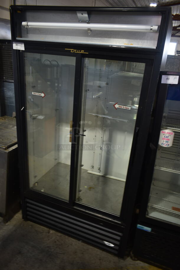 True GDM-37 Metal Commercial 2 Door Reach In Cooler Merchandiser. 115 Volts, 1 Phase.  Tested and Powers On But Does Not Get Cold