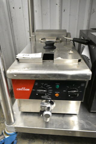 BRAND NEW SCRATCH AND DENT! 2024 Crosson EF-6V Stainless Steel Commercial Countertop Electric Powered Fryer w/ Metal Fry Basket and Lid. 120 Volts, 1 Phase.