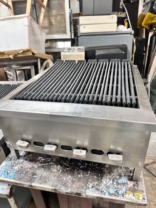 Fully Refurbished Jade 24" Char Broiler Gas Grill  Tested and Working