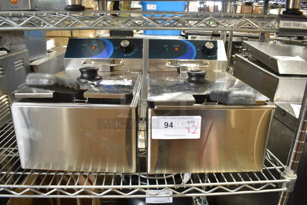 2 BRAND NEW SCRATCH AND DENT! 2023 Hoocoo FRY-10L Stainless Steel Commercial Countertop Electric Powered Fryer w/ Lid and Fry Basket. 120 Volts, 1 Phase. 2 Times Your Bid! - Item #1127031
