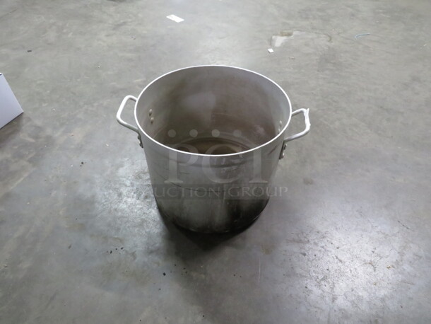One 13X12 Aluminum Stock Pot.
