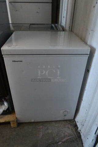 Hisense WFC050M6XWD Metal Chest Freezer w/ Hinge Lid. 115 Volts, 1 Phase. Tested and Working!