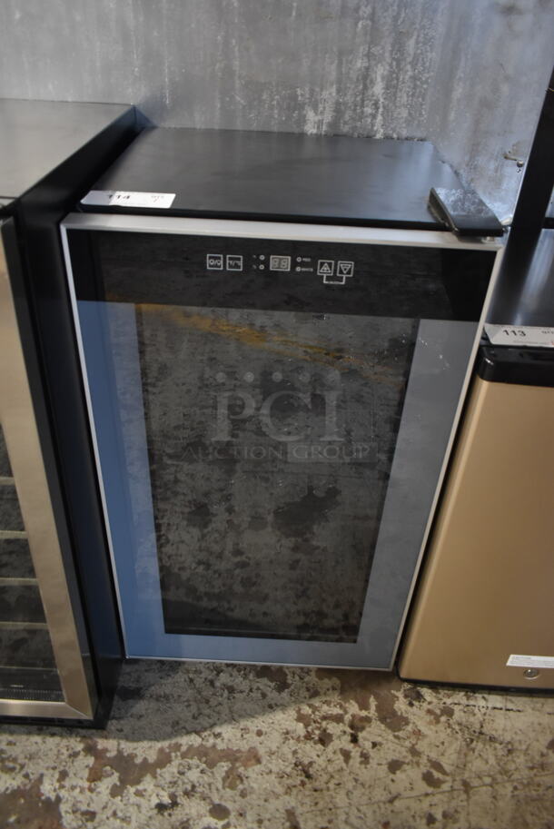 BRAND NEW SCRATCH AND DENT! Avanti WC34T2P 20 inch Wide 34 Bottle Capacity Freestanding Wine Cooler Merchandiser. 115 Volts, 1 Phase. Tested and Working!