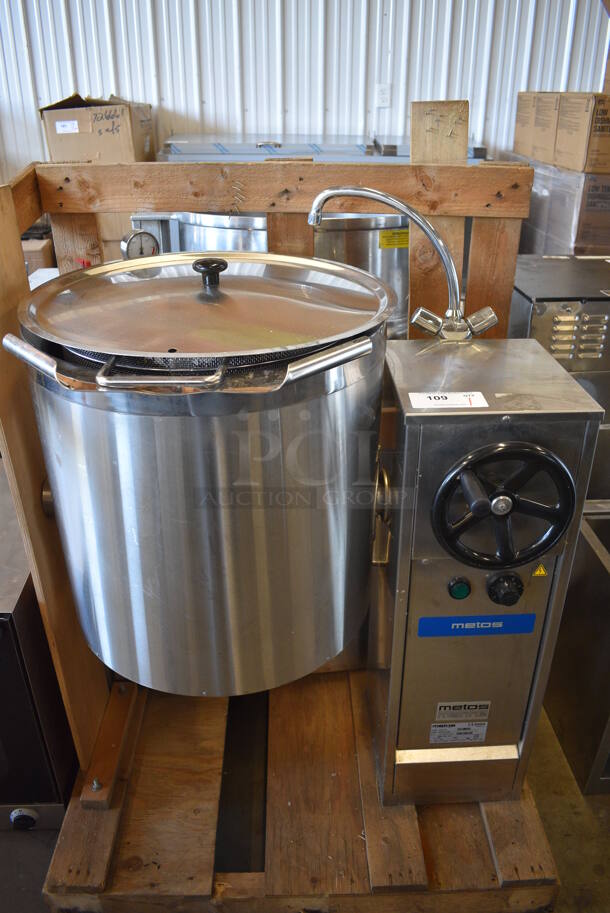 BRAND NEW! Metos Model Viking 4CS Stainless Steel Commercial Floor Style 35 Quart Steam Kettle. 440 Volts, 3 Phase. 34x25x43