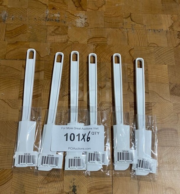 NEW! White Poly Spatula! 6x Your Bid!