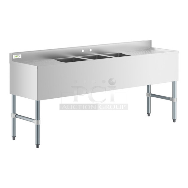 BRAND NEW SCRATCH AND DENT! Regency 600B31014219 3 Bowl Underbar Sink with Two Large Drainboards - Item #1127775