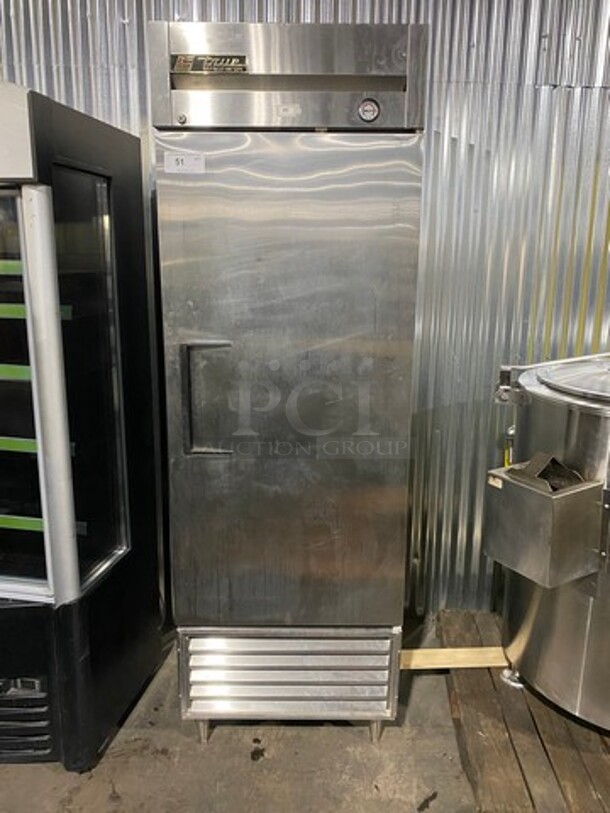 True Commercial Single Door Reach In Refrigerator! With Poly Coated Racks! Solid Stainless Steel! On Casters! Model: T23 SN: 11819948 115V 60HZ 1 Phase