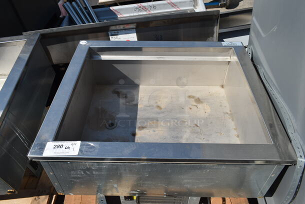 Stainless Steel Commercial Drop In Ice Bin. 115 Volts, 1 Phase. 