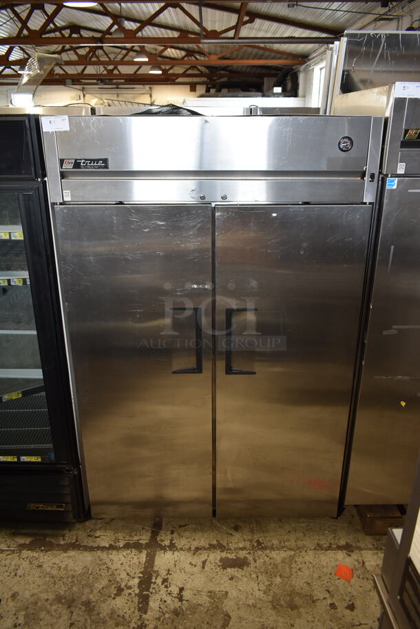 2015 True TG2R-2S ENERGY STAR Stainless Steel Commercial 2 Door Reach In Cooler w/ Poly Coated Racks. 115 Volts, 1 Phase. Tested and Working!