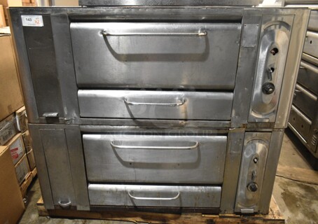 2 Blodgett 1000 Stainless Steel Commercial Natural Gas Powered Single Deck Pizza Oven. 60,000 BTU. 2 Times Your Bid!