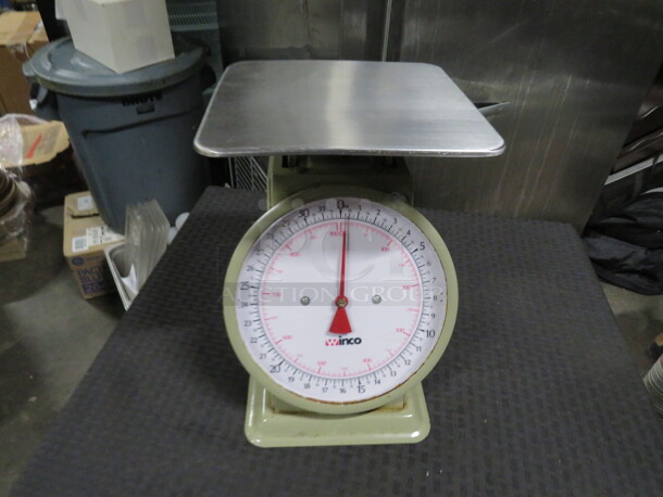 One 32oz Winco Scale. #SCLH-2