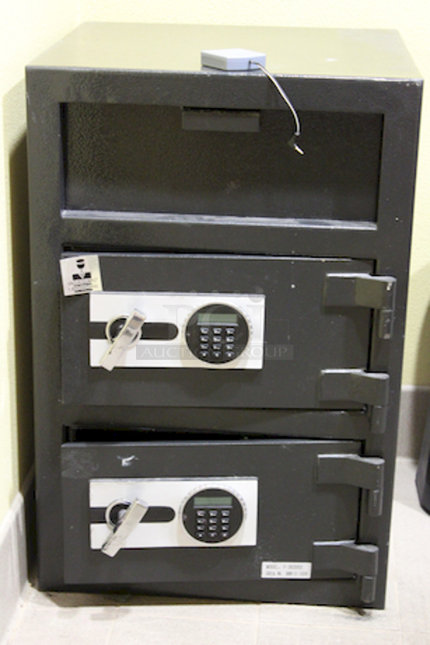 SOUTHEASTERN F-3020EE Double Door Money Drop Depository Safe with Keypad digital lock.
30" x 20" x 20", 210lbs