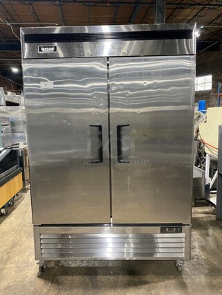 WOW! 2018 Bison Commercial Reach In Cooler! With Poly Coated Racks! All Stainless Steel! On Commercial Casters! MODEL BRR46 SN: BRR4600318102300K80011! 115V 1PH!