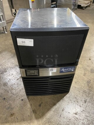 Avantco Commercial Under The Counter Ice Maker! Model 194UCF120A Serial 194UCF120A23090033! 115V!