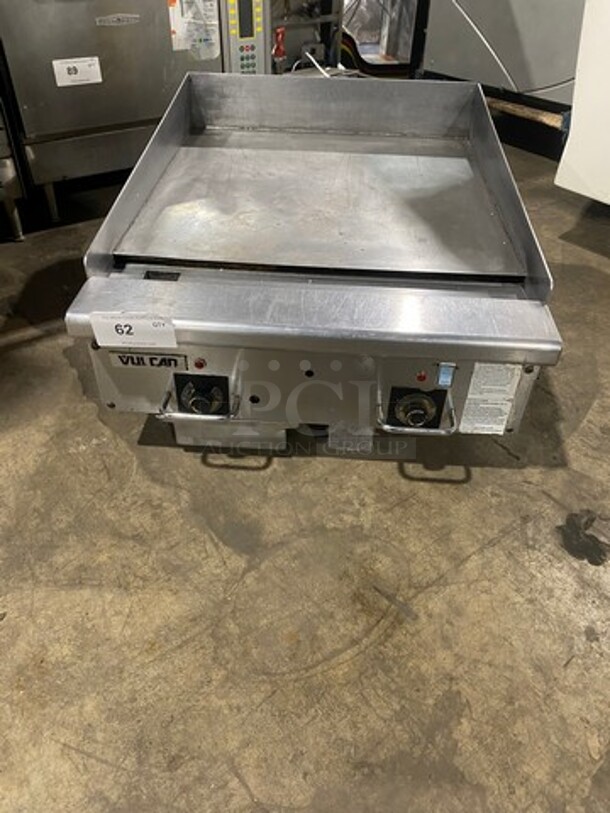 Vulcan Commercial Countertop Natural Gas Powered Flat Top Griddle! With Thermostat Controls! With Back And Side Splashes! All Stainless Steel! On Legs! Model: 24RFG SN: 650124046