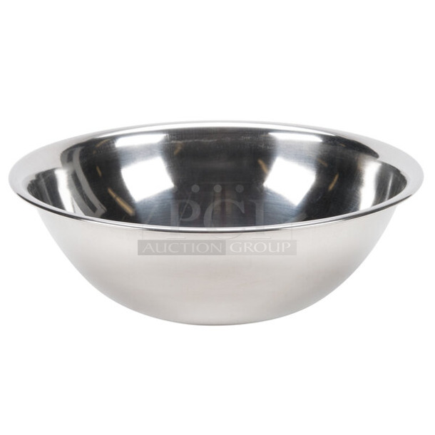 BRAND NEW SCRATCH AND DENT! Lot of Approximately 30 Vollrath 47933 3 Qt. Stainless Steel Mixing Bowl