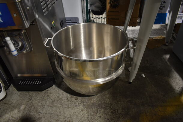 BRAND NEW SCRATCH AND DENT! SY2246 Stainless Steel Commercial Mixing Bowl.