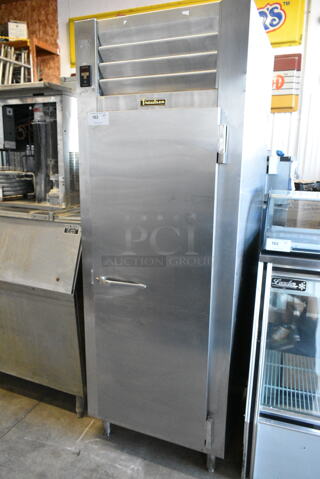 Traulsen RHT132WUT-FHS Stainless Steel Commercial Single Door Reach In Cooler. 115 Volts, 1 Phase. 