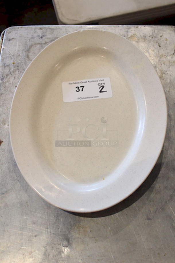 NICE! G.E.T. M-4010 Melamine Serving Platters 16 1/4" x 12", White. 
2x Your Bid
