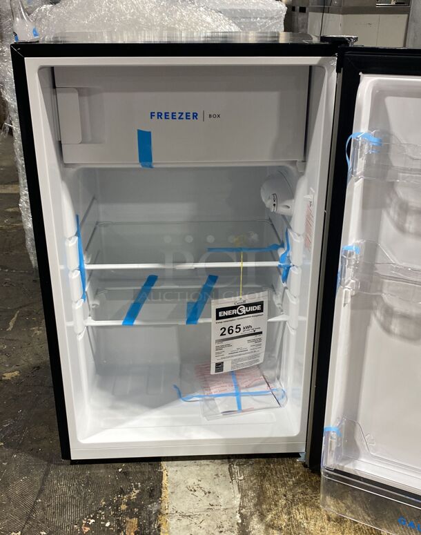 Frigidaire 22" Undercounter Counter Depth Compact All-Refrigerator FFPE4533UM (Brand New)
