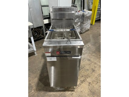 Cookline Commercial Natural Gas Powered 4 Burner Deep Fat Fryer! With Backsplash! With Two Frying Baskets! All Stainless Steel! On Legs!