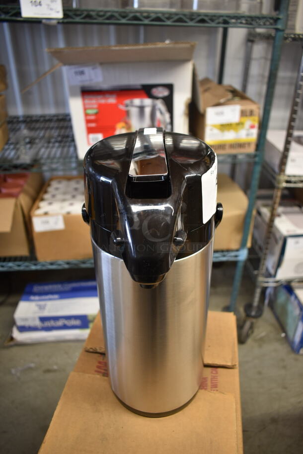 BRAND NEW SCRATCH AND DENT! Winware AP-822 Stainless Steel Commercial Air Pot.