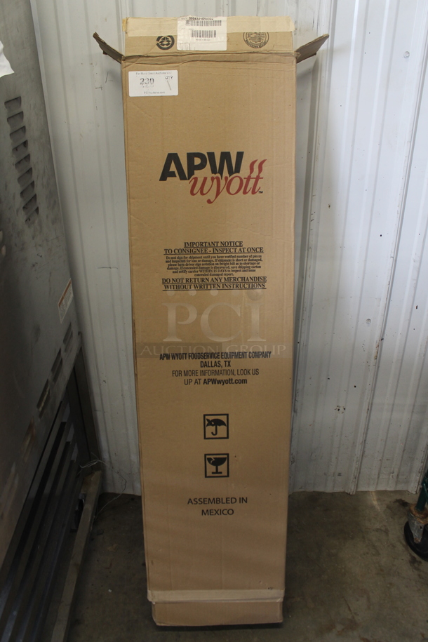 BRAND NEW IN BOX! APW Wyott OH54H1T Stainless Steel Warming Strip. 120 Volts, 1 Phase.