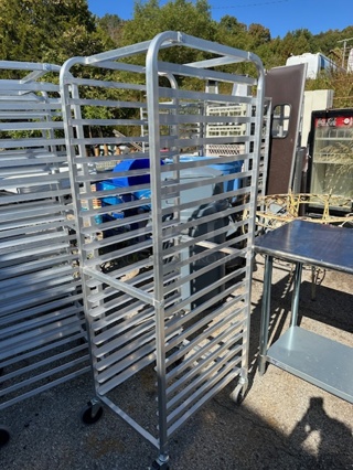 One Aluminum Speed Rack On Casters. 20X26X69