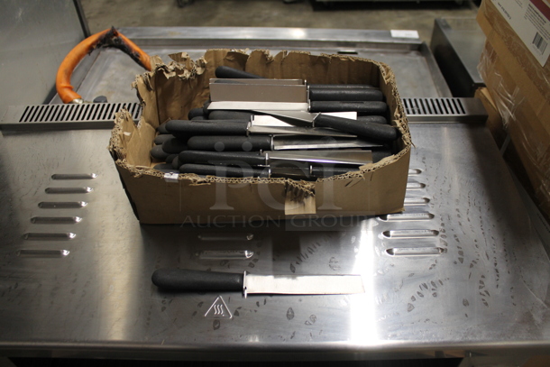 70 BRAND NEW! Stainless Steel Knives. 70 Times Your Bid!