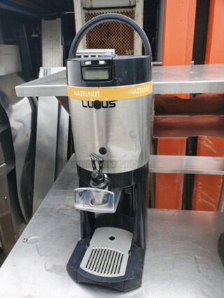 Fetco L3D-10 Luxus Thermal Dispenser
Dented on one side
