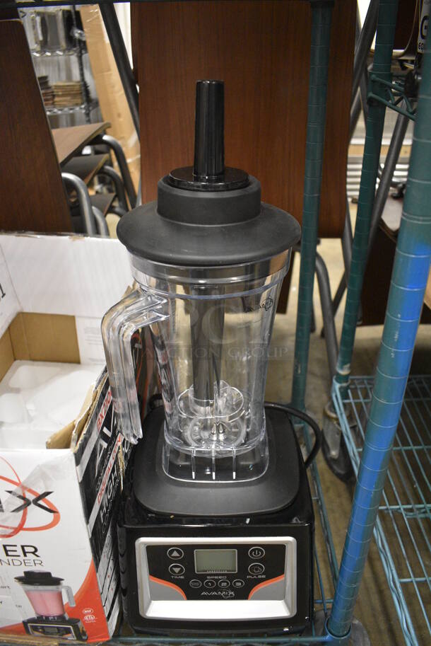BRAND NEW SCRATCH AND DENT! 2021 AvaMix 928BX2100E Metal Commercial Countertop Blender w/ Pitcher. 120 Volts, 1 Phase. 9x9x21. Tested and Working!