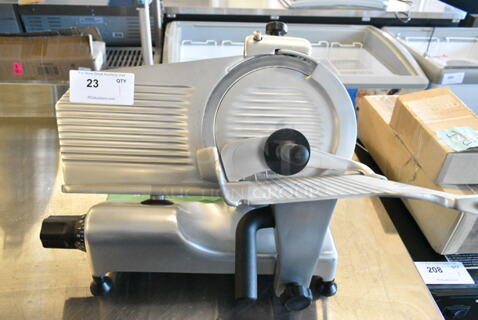 BRAND NEW SCRATCH AND DENT! Globe G10 Stainless Steel Commercial Countertop Meat Slicer. 115 Volts, 1 Phase. 