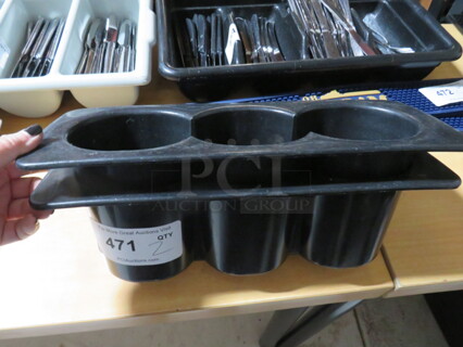 Poly 3 Bottle Holder. 2XBID