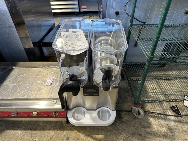 BRAND NEW SCRATCH AND DENT! 2023 Bunn ULTRA NX Stainless Steel Commercial Countertop 2 Hopper Slushie Machine. Tested and Working!
