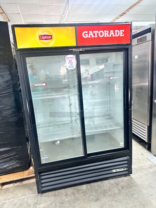 Late Model True GDM-45 52 Black Refrigerated Sliding Glass Door Merchandiser 115 Volt Tested and Working!