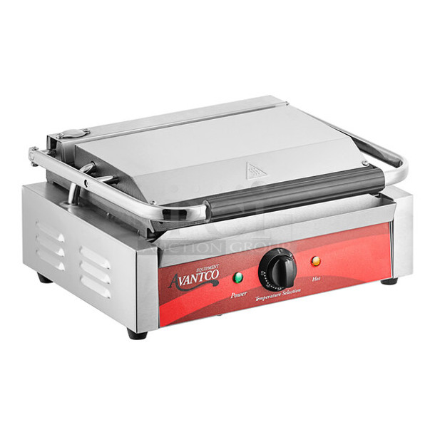 BRAND NEW SCRATCH AND DENT! 2023 Avantco 177P78 Stainless Steel Commercial Panini Sandwich Grill with Grooved Plates - 13" x 8 3/4" Cooking Surface. 120 Volts, 1 Phase. Tested and Working!
